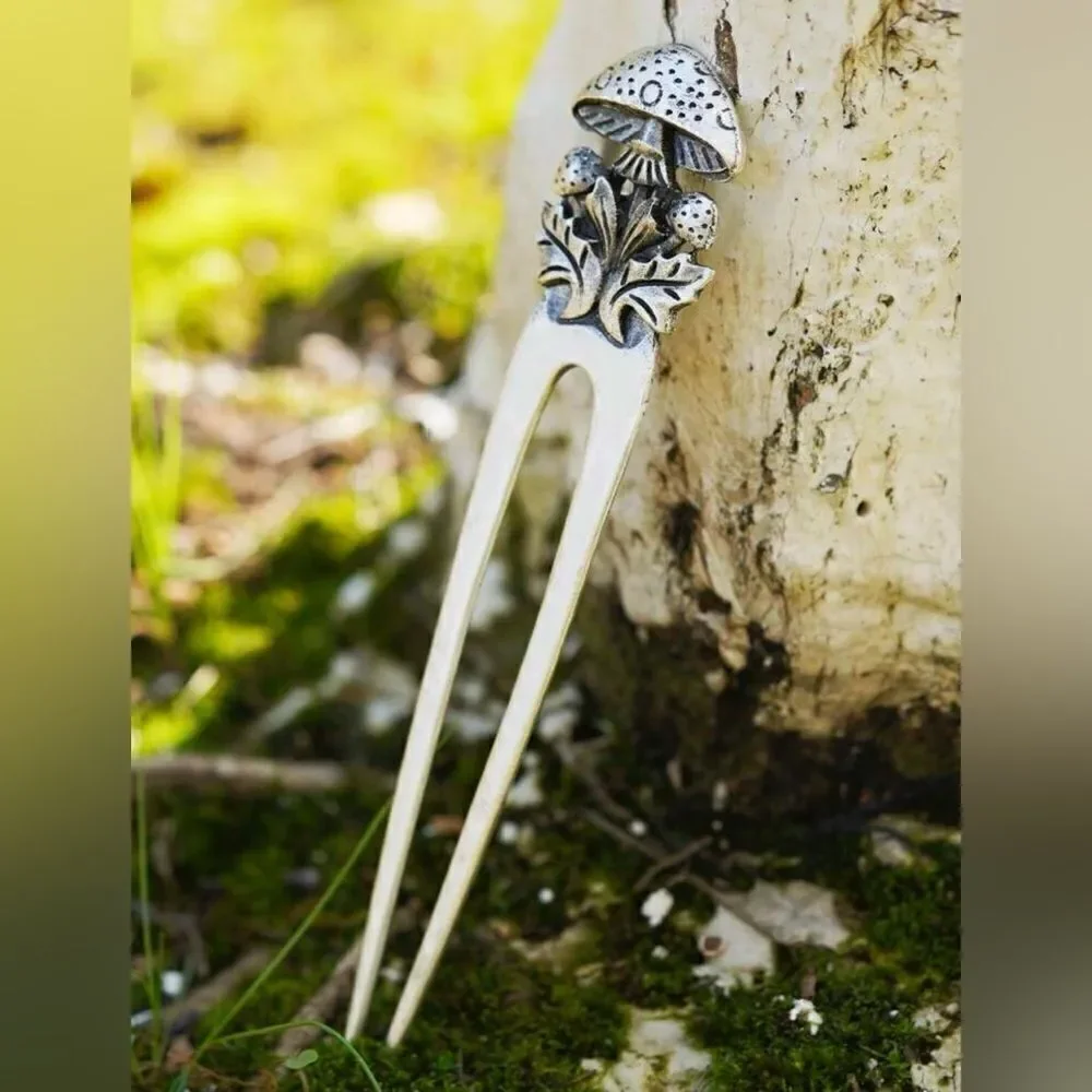 Bohemian Mushroom Hair Pin Accessory, with engraved details, Leaves, Fai… - Picture 2 of 3